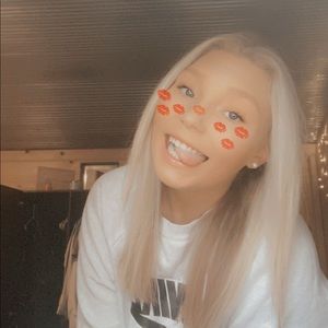 Meet your Posher, Jada